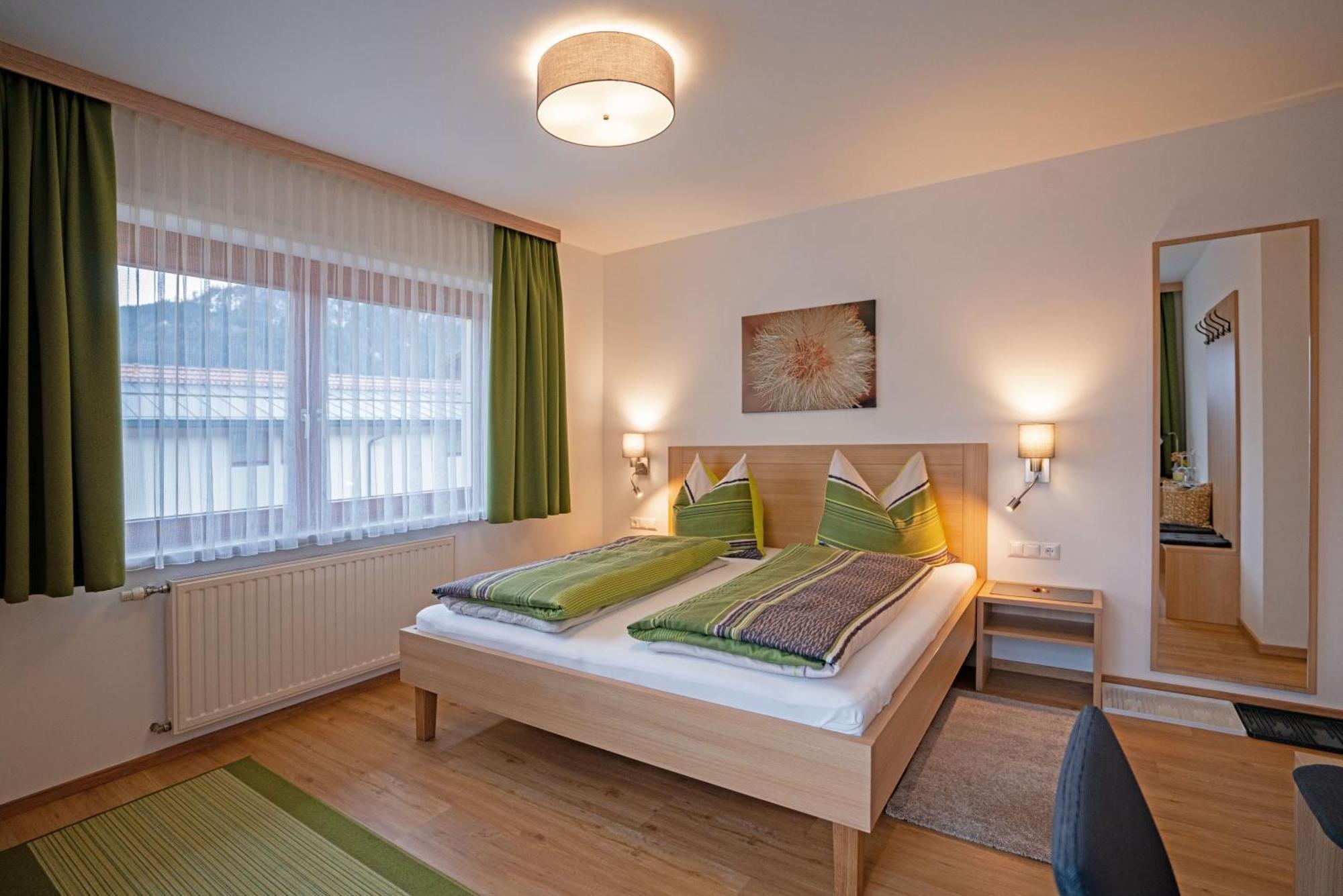 Haus Lackner Am Weissensee In Kaernten 外观 照片